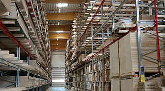 [Translate "Switzerland (DE)"] Palettenregale im Holzhandel